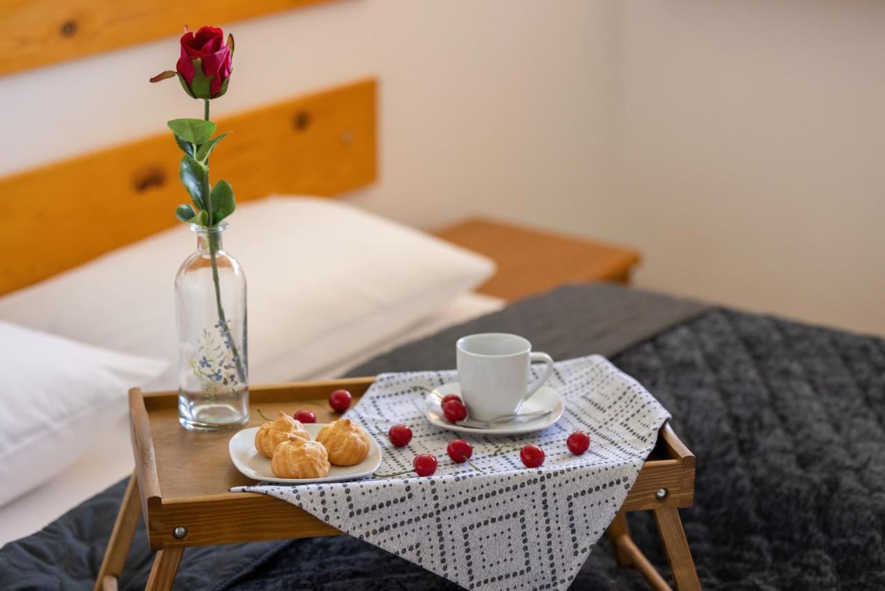Apartamenty Wisniowy Sad By Noclegi Renters Kołobrzeg Kültér fotó